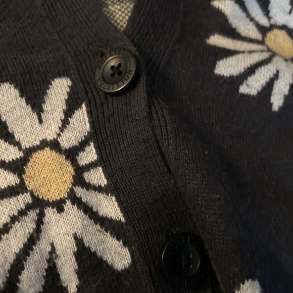 Hollister Daisy Cardigan - Picture 6 of 6
